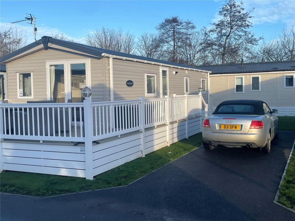 3 bedroom detached house for sale in AG14 Felixstowe Beach Holiday Park
