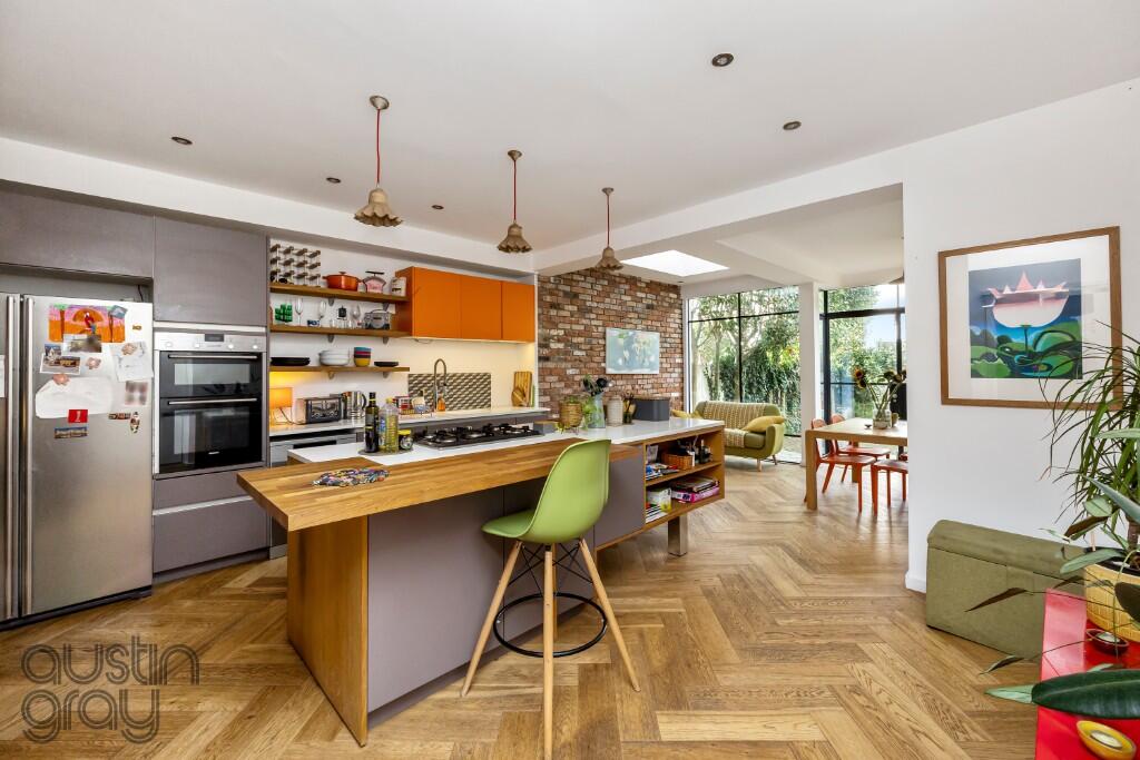 Main image of property: Silverdale Road, Hove, East Sussex, BN3