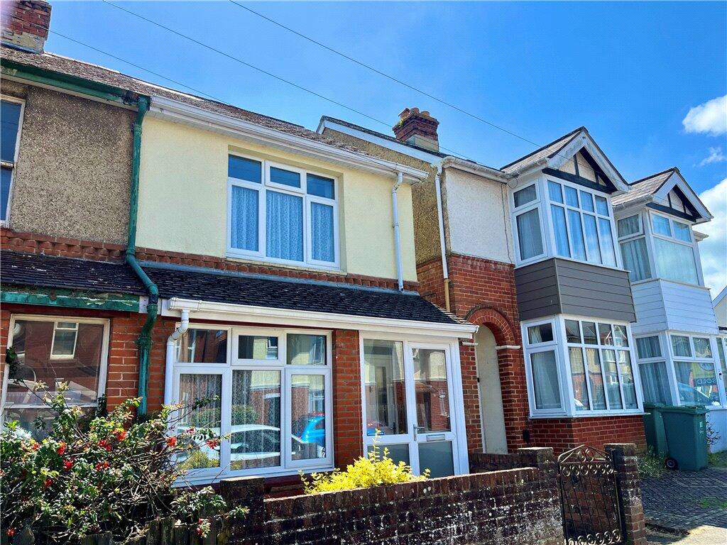 3 bedroom semidetached house for sale in Cypress Road, Newport, Isle