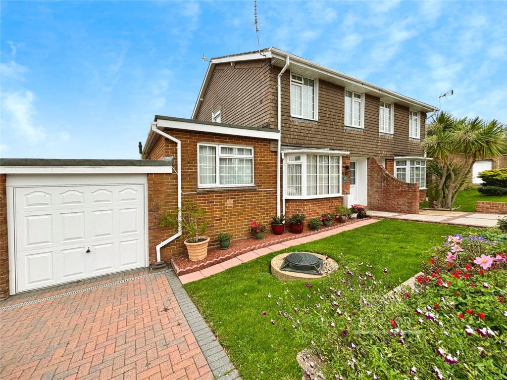 4 bedroom semi-detached house