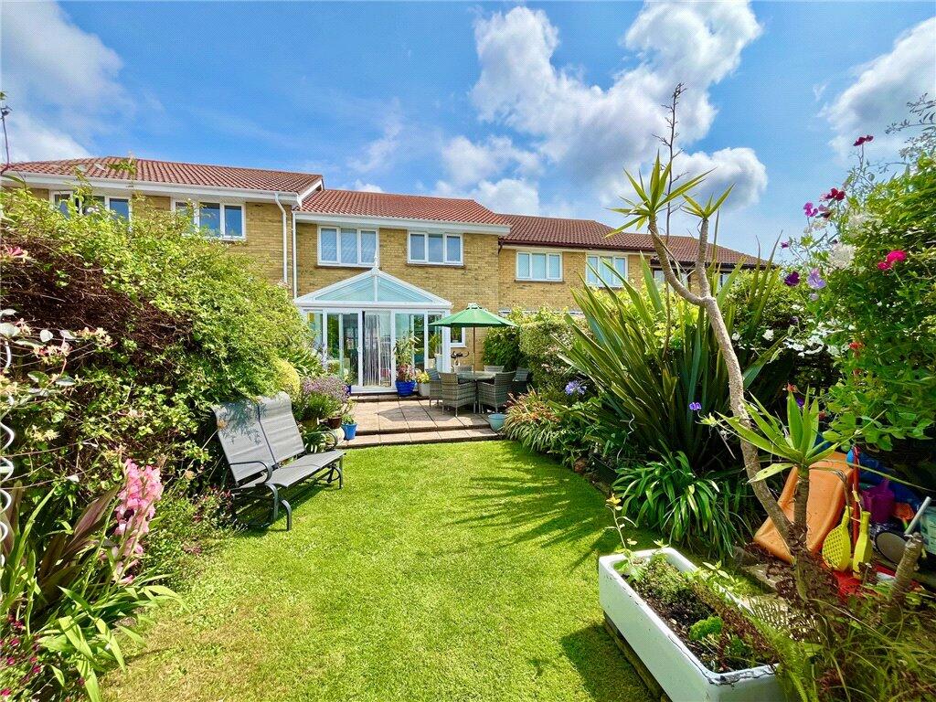 3 bedroom terraced house for sale in Broomlands Close, St. Helens, Ryde