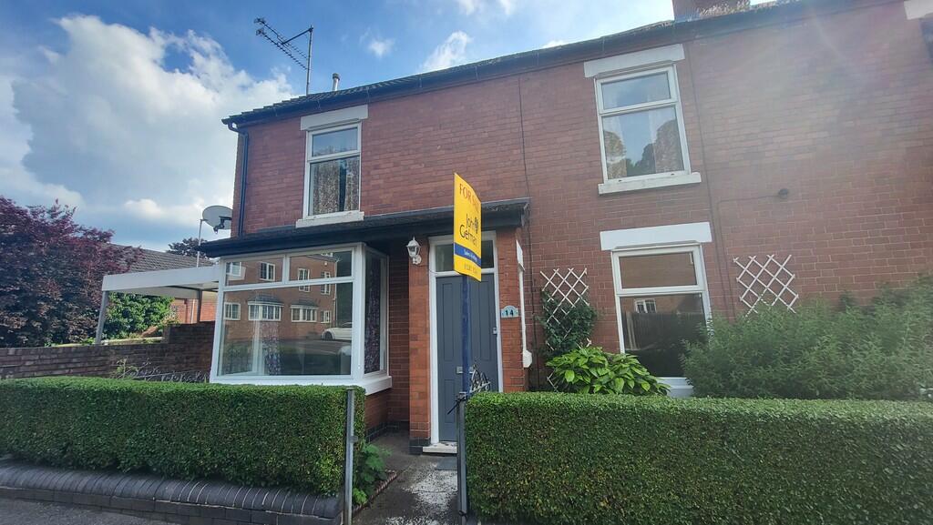 3 bedroom semidetached house for sale in Scalpcliffe Road, Stapenhill