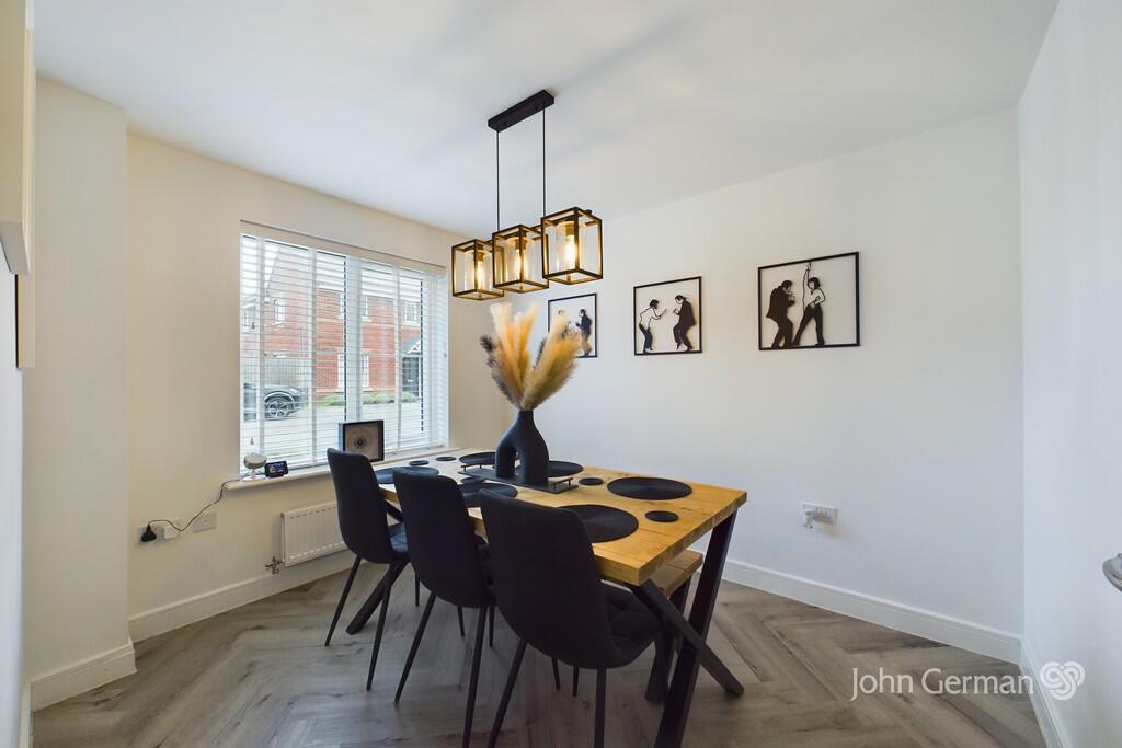 3 bedroom detached house for sale in Tatenhill, BurtononTrent, DE13