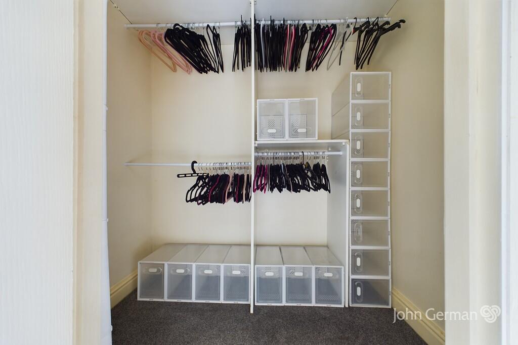 Additional property image - Berry Gardens, Winshill