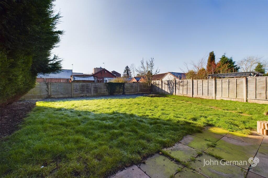 Additional property image - Berry Gardens, Winshill