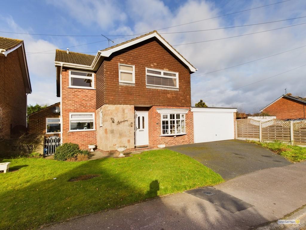 4 bedroom detached house for sale in Woodland Views, Marchington, ST14