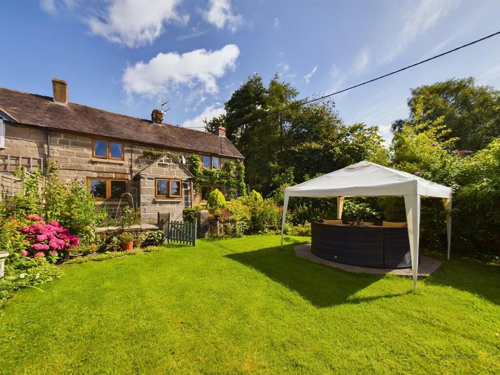 3 bedroom cottage for sale in School Bank , Hollington, ST10