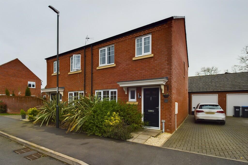 3 bedroom semidetached house for sale in St. Cuthberts Road, Doveridge