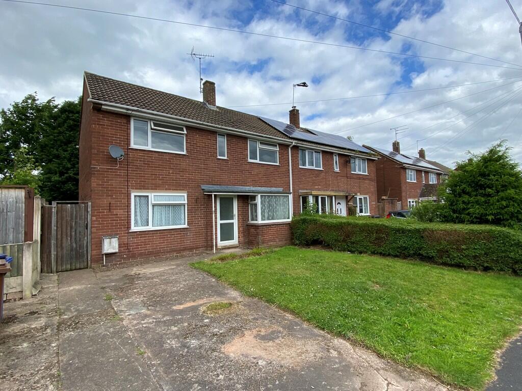 3 bedroom semidetached house for sale in Lightfoot Road, Uttoxeter, ST14