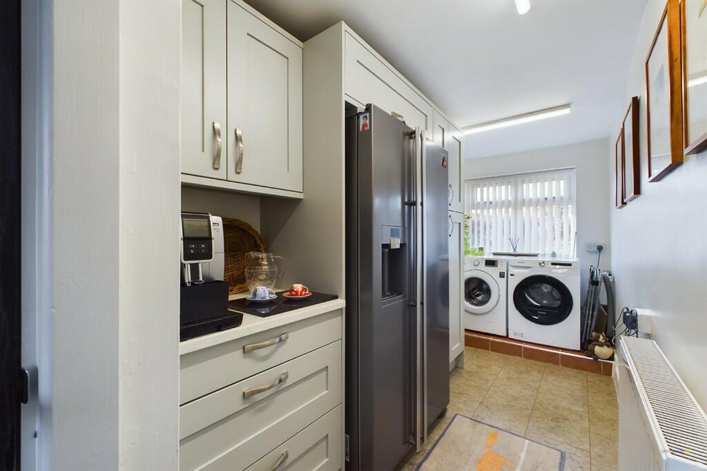 Additional property image - New Row, Draycott-in-the-clay