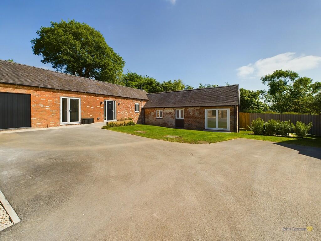 3 bedroom barn conversion for sale in Barrow Hill, Rocester, ST14