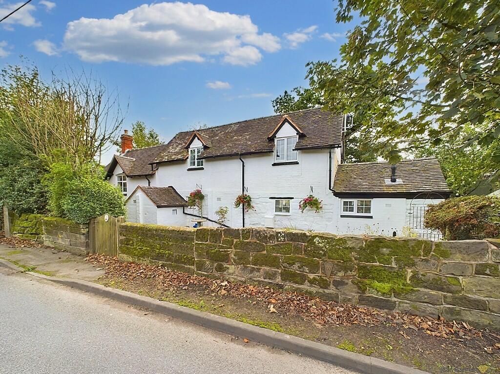 2 bedroom cottage for sale in Main Road, Milford, ST17