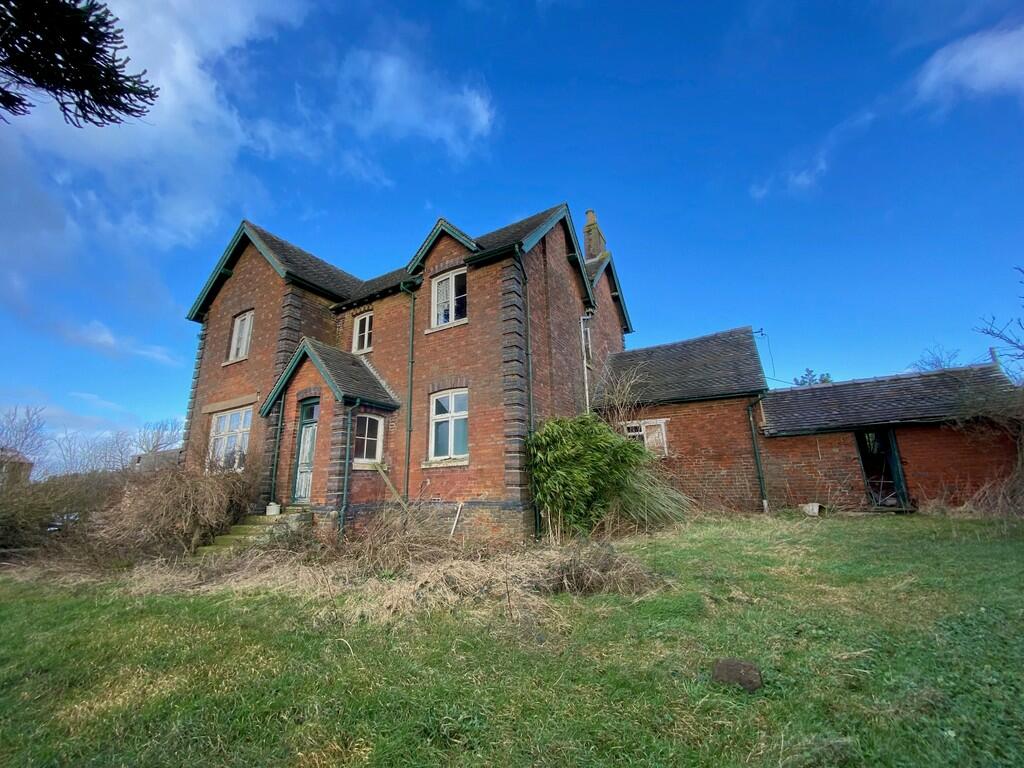 House for sale in Uttoxeter Road, Hollywood, ST15