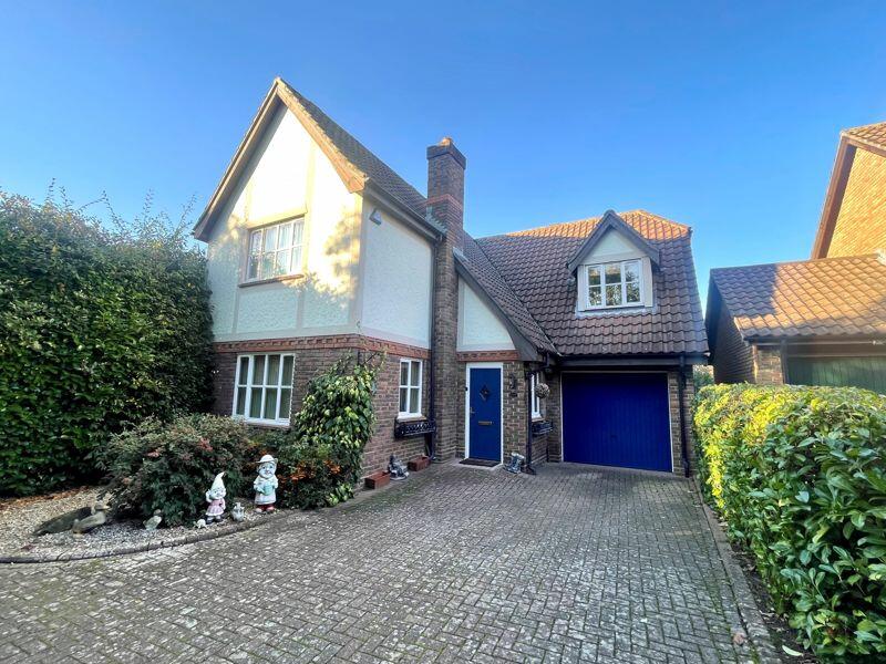 4 bedroom detached house for sale in Mallards Rise, Church Langley, CM17