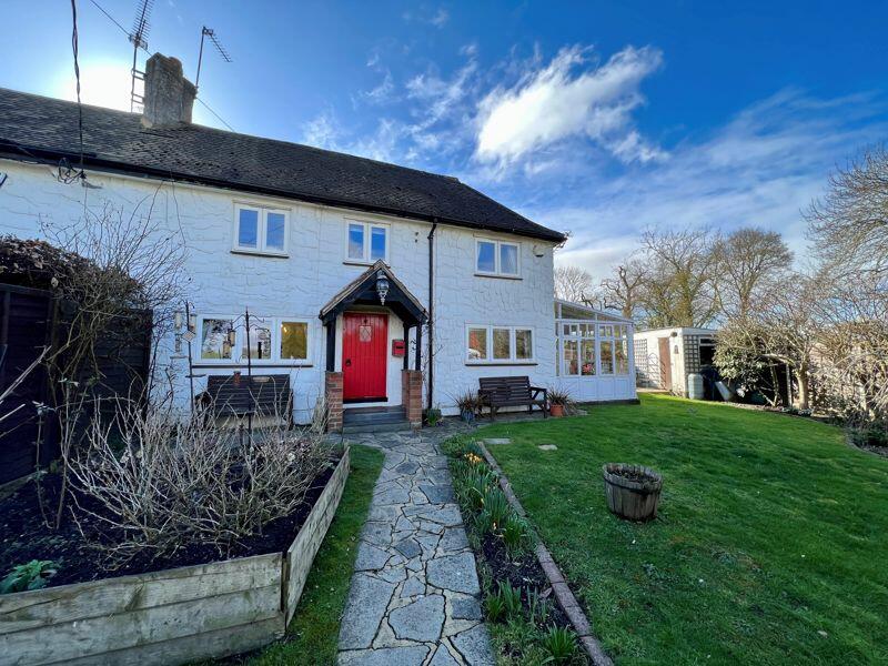 4 bedroom property for sale in Hobbs Cross Road, Old Harlow, CM17