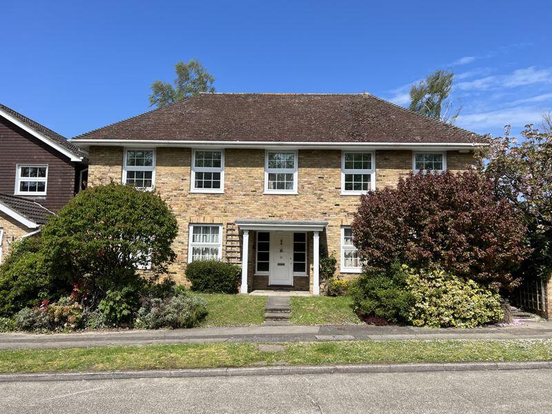 4 bedroom detached house for sale in Penshurst, Old Harlow, CM17