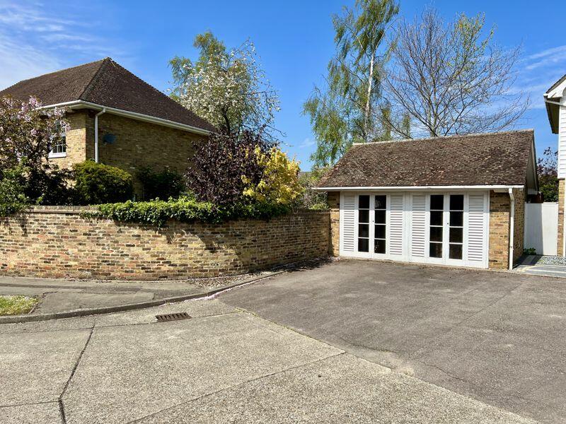 4 bedroom detached house for sale in Penshurst, Old Harlow, CM17