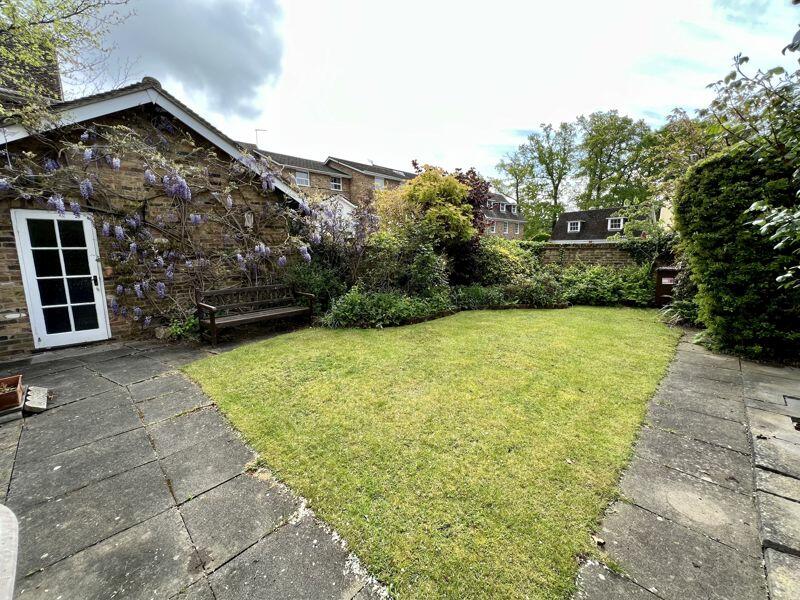 4 bedroom detached house for sale in Penshurst, Old Harlow, CM17