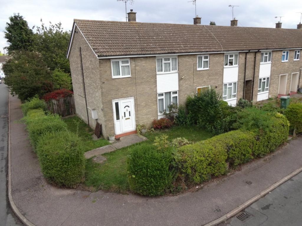 3 bedroom end of terrace house for sale in Grove Road, Houghton Regis