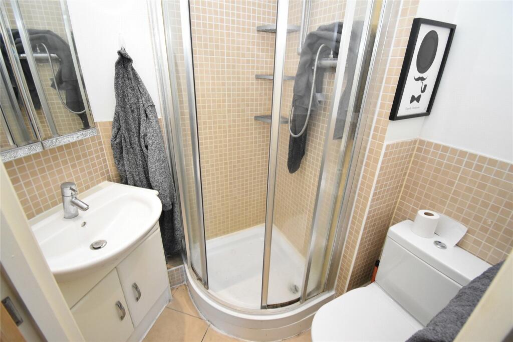 Additional property image - Old Watford Road, Bricket Wood, St. Albans, Hertfordshire, AL2