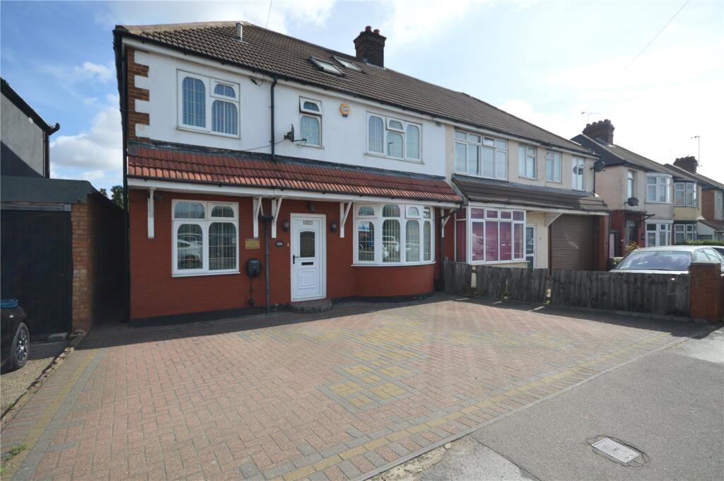 Main image of property: Leagrave Road, Luton, Bedfordshire, LU3
