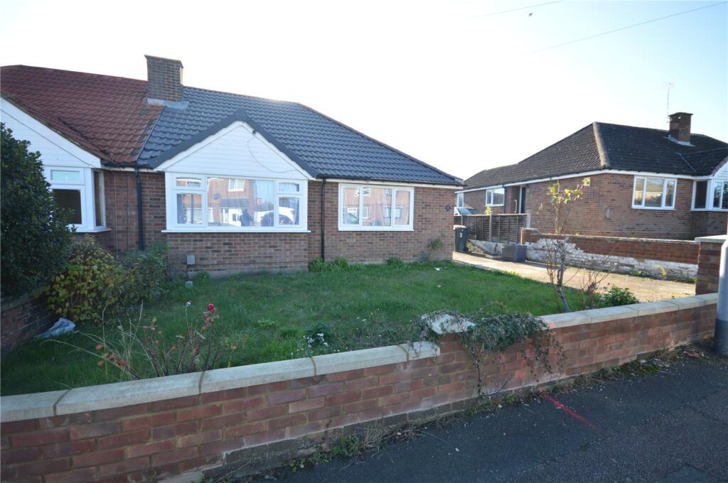 Main image of property: Staveley Road, Luton, Bedfordshire, LU4