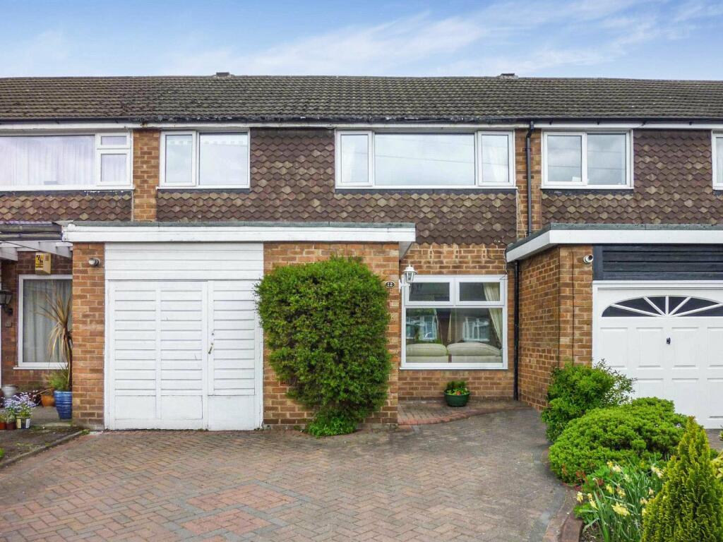 2 bedroom terraced house for rent in Chapel Lane, Sale, Cheshire, M33