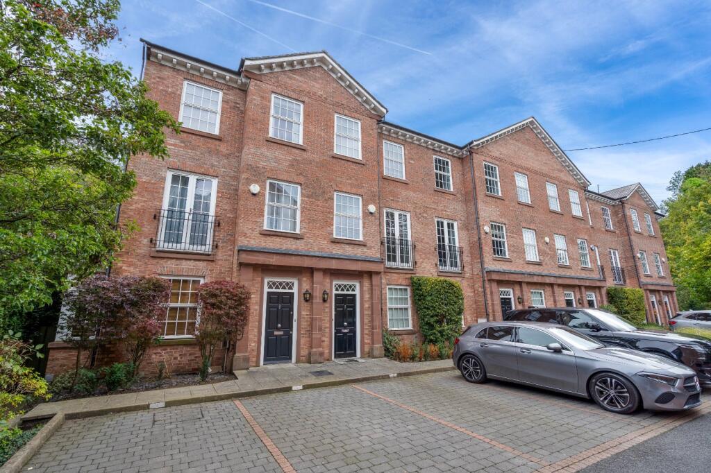 Main image of property: Cheswick Close, Sale, Greater Manchester, M33