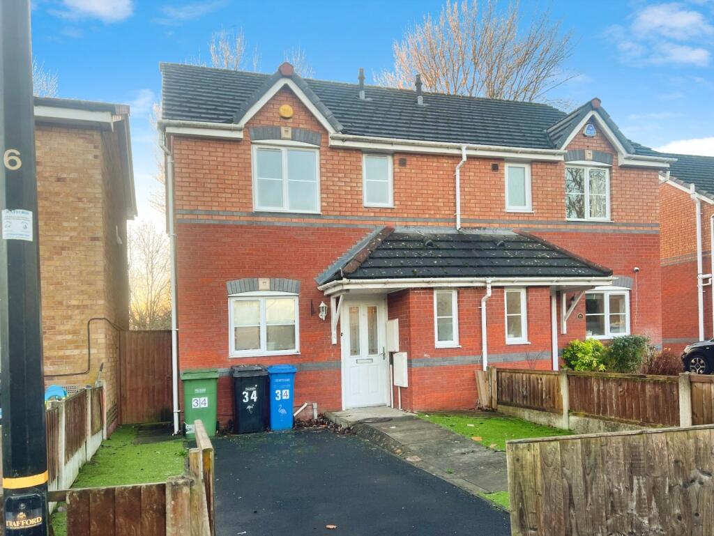 Main image of property: Lingfield Avenue, Sale, Greater Manchester, M33