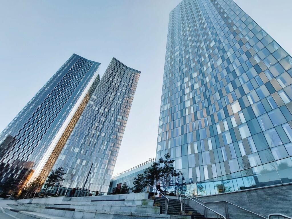 2 bedroom flat for sale in South Tower, Deansgate Square, City Centre, Manchester, M15