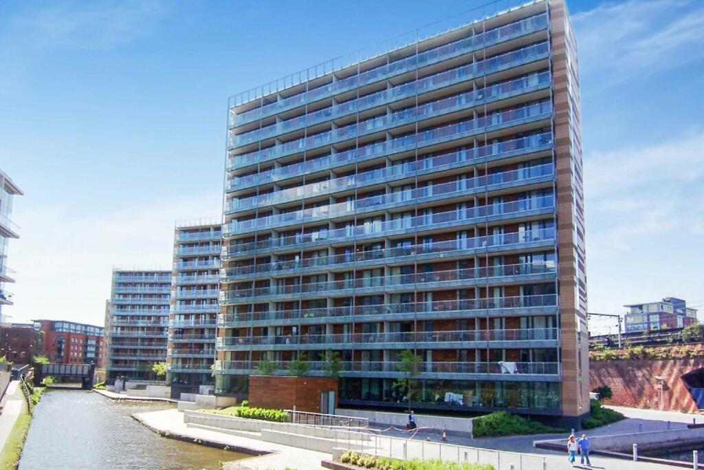 2 bedroom flat for sale in St Island, 3 Kelso Place