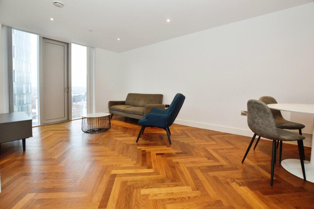 2 bedroom flat for sale in South Tower, Deansgate, Manchester, M15