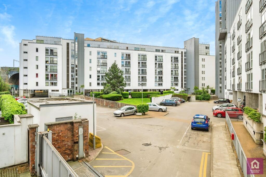 Main image of property: Vie Building, 187 Water Street, Castlefield, Manchester City Centre, M3