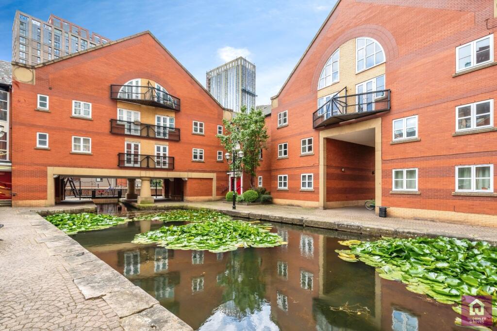 Main image of property: James Brindley Basin, Manchester, M1