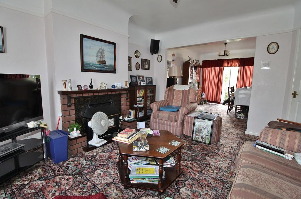 3 bedroom semidetached house for sale in Penhurst Road, Bedhampton, PO9