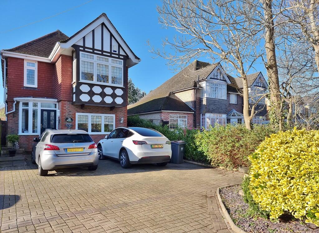 4 bedroom detached house for sale in Hulbert Road, Bedhampton, PO9