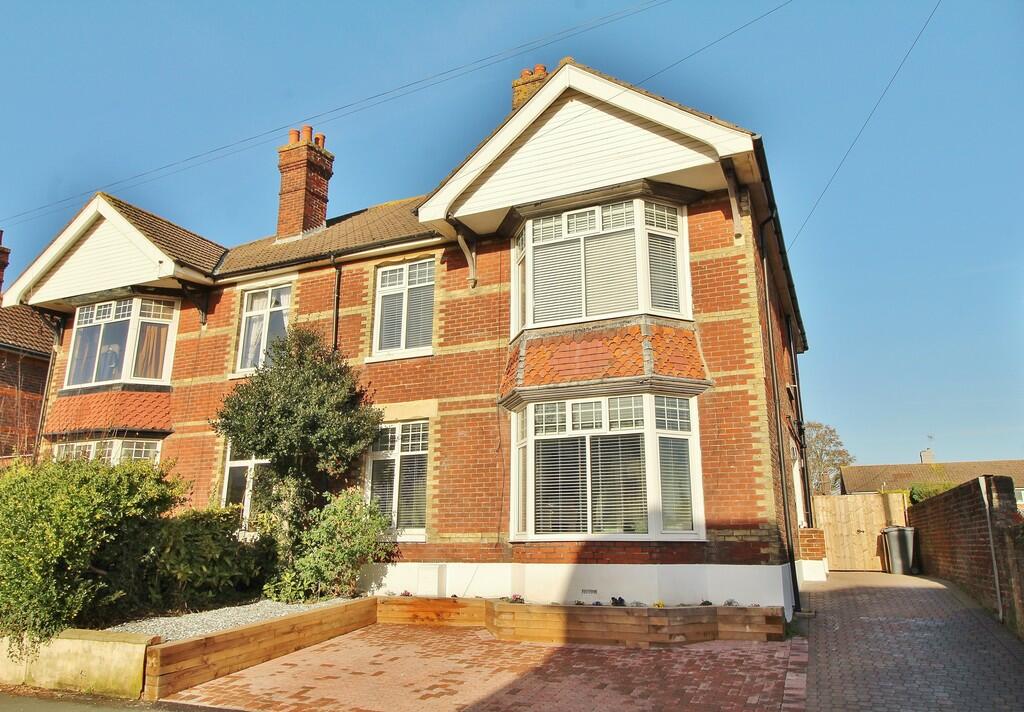 4 bedroom semi-detached house for sale in West Street, Havant, PO9