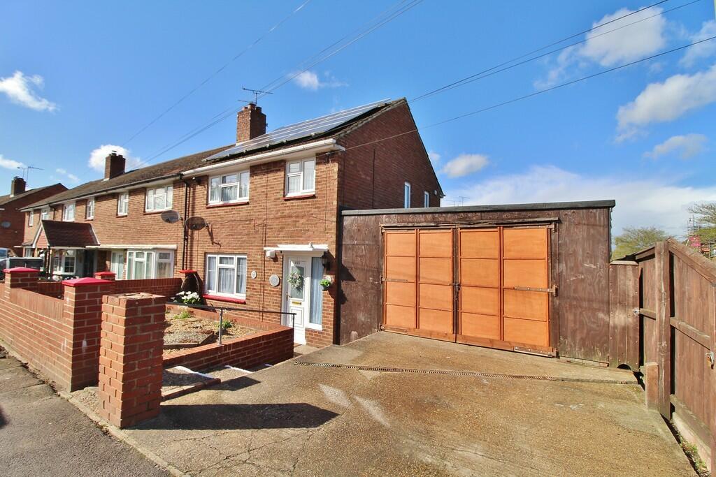 3 bedroom end of terrace house for sale in Purbrook Way, Leigh Park , PO9