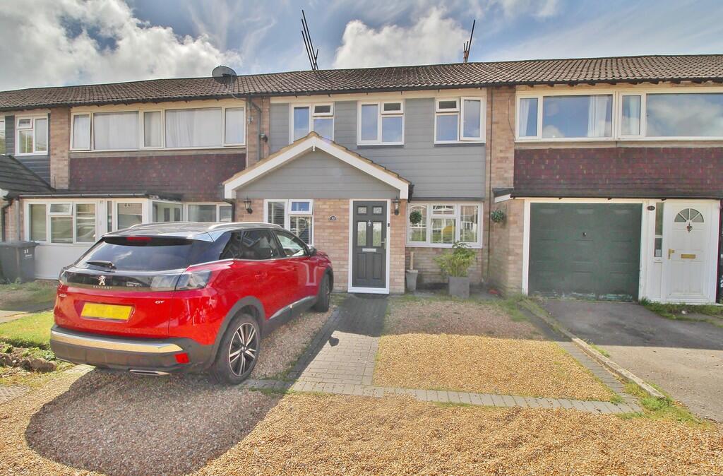 4 bedroom terraced house for sale in Wendover Road, Havant, PO9