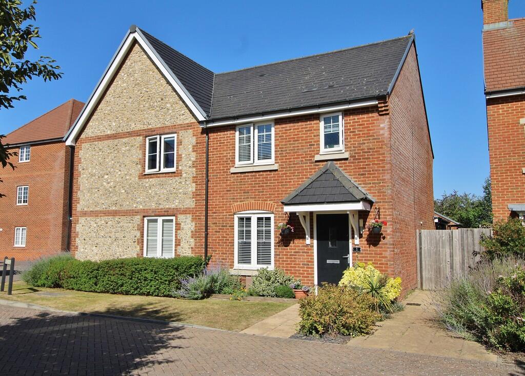 Main image of property: Field Place, Havant