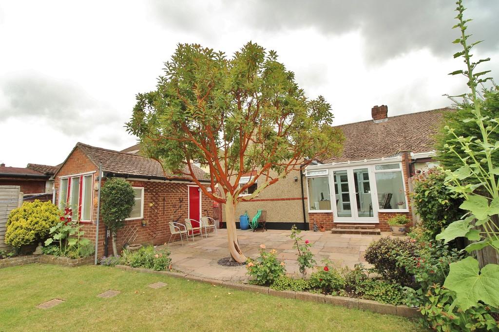2 bedroom semidetached bungalow for sale in Mavis Crescent, Havant, PO9