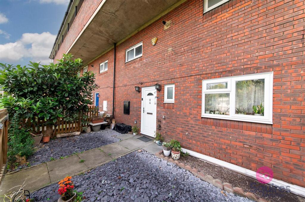 Main image of property: Font Hills, East Finchley, London