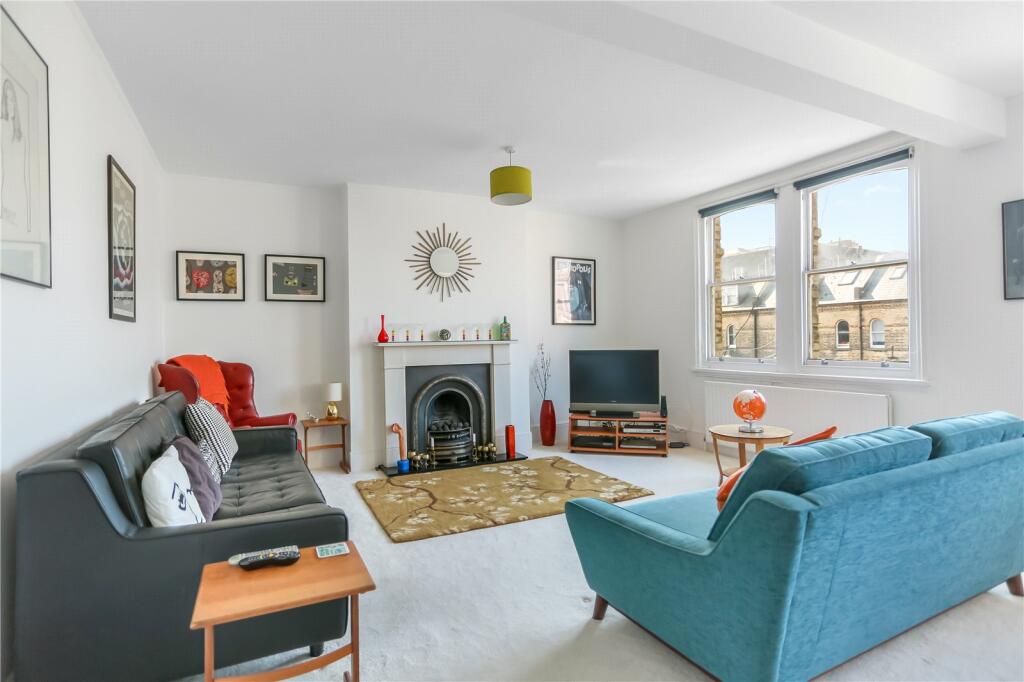 2 bedroom apartment for sale in Tisbury Road, Hove, East Sussex, BN3