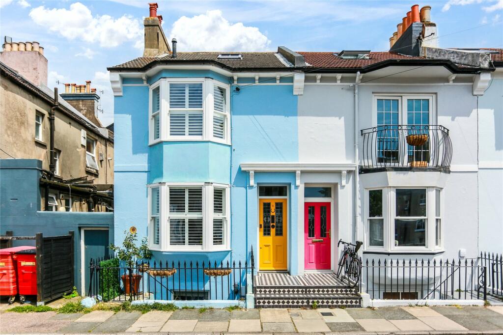 4 bedroom terraced house for sale in Canning Street, Brighton, East Sussex, BN2