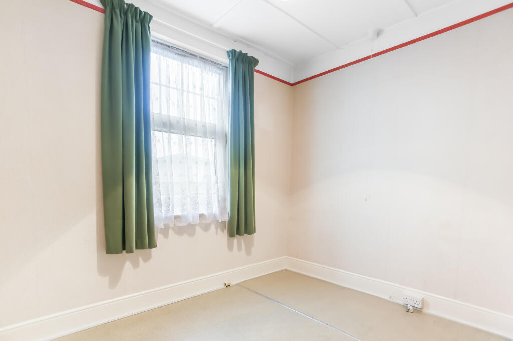 Additional property image - Vale Road, Portslade, Brighton, BN41