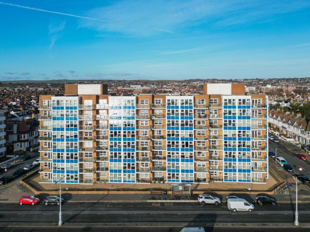 Main image of property: Kingsway, Hove, BN3