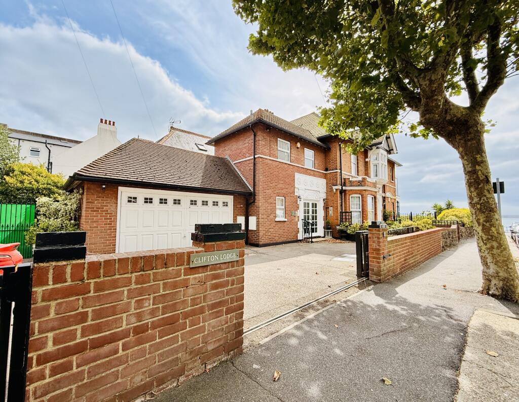 Main image of property: Manor Road, Westcliff-on-Sea, Essex