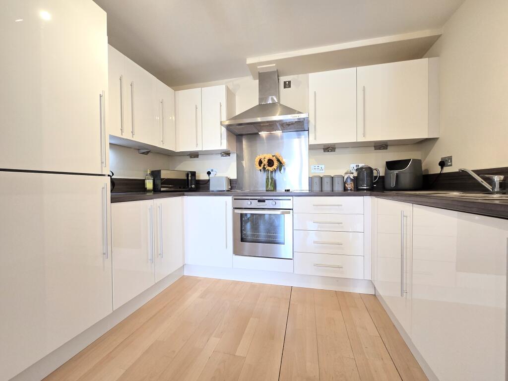 Main image of property: The Wave, Market Avenue , Wickford
