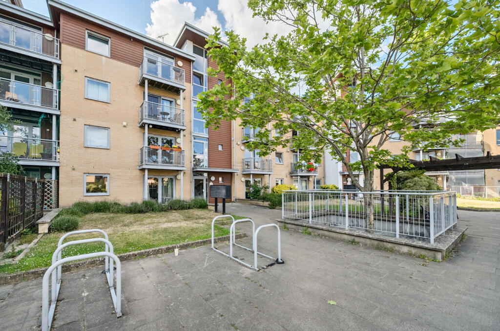 Main image of property: Kelvin Gate, Bracknell, Berkshire