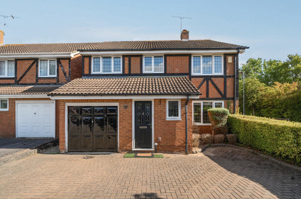 Main image of property: Blomfield Dale, Bracknell, Berkshire